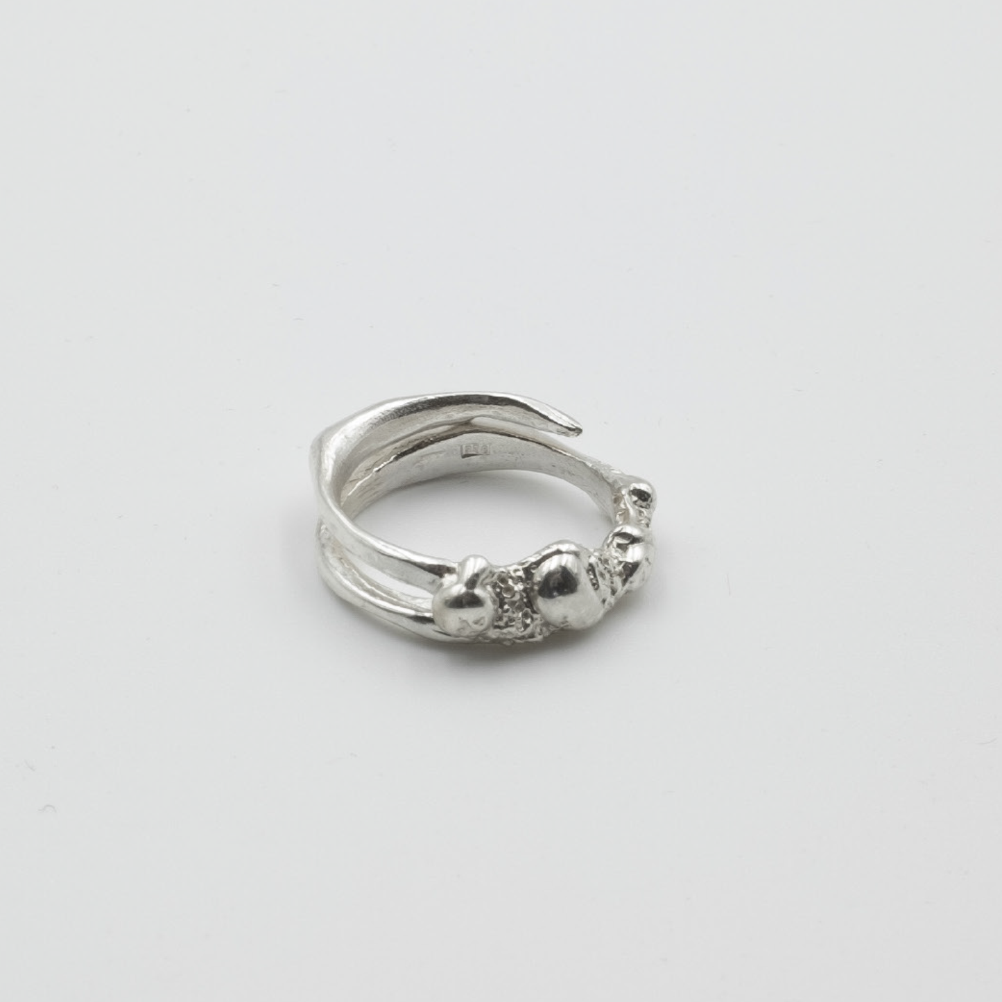 F1 - CLAW RING